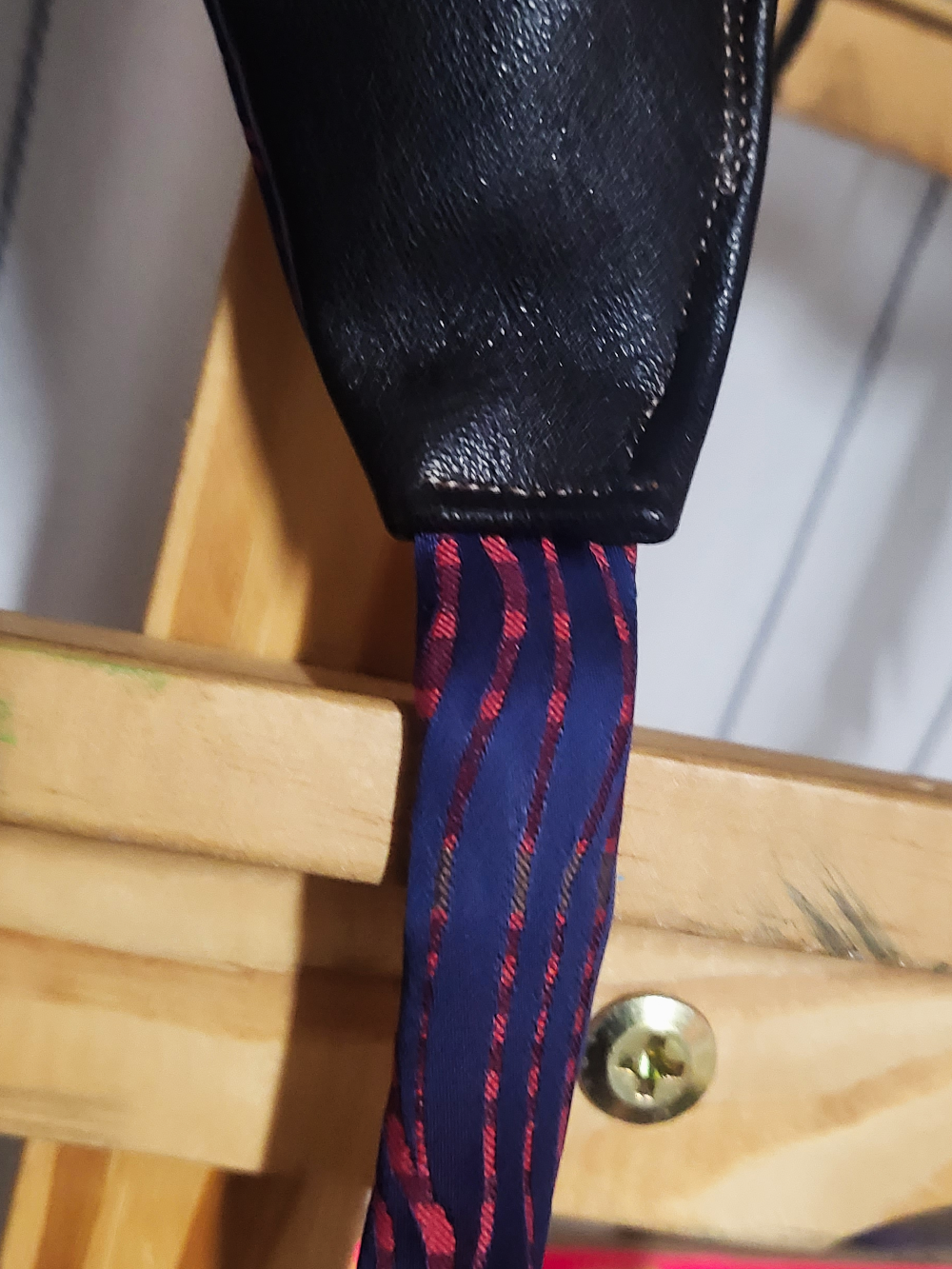 Antifaz de Cuero - 1of1